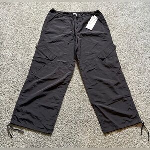 No Boundaries Black Parachute Pants Womens Size L (12-14) High Rise Cargo NWT